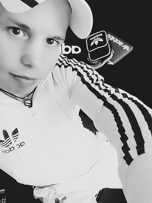 248DE126-3B18-408B-B8C7-18DF2006D74B